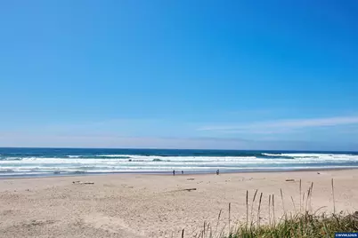1415 NW 31st Pl, Lincoln City, OR 97367 - Photo 36