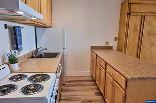 1415 NW 31st Pl, Lincoln City, OR 97367 - Photo 8