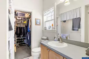 777 SE Cynthian Av, Dallas, OR 97338 - Photo 26