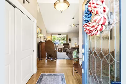 777 SE Cynthian Av, Dallas, OR 97338 - Photo 10