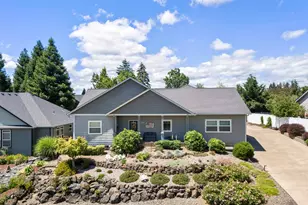 777 SE Cynthian Av, Dallas, OR 97338 - Photo 4