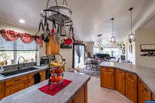 7570 Olney St SE, Salem, OR 97317 - Photo 10