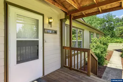 34280 E Lacomb Rd, Lebanon, OR 97355 - Photo 4
