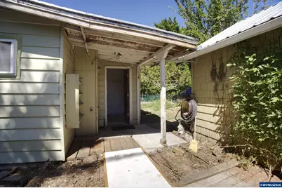 4545 Hazelgreen Rd, Salem, OR 97305 - Photo 18