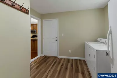 3493 Pioneer Dr SE, Salem, OR 97302 - Photo 18