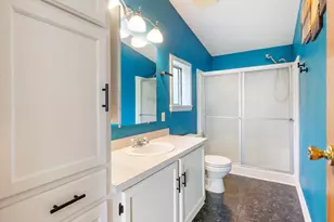 1544 Woodland Ave, Woodburn, OR 97071 - Photo 16