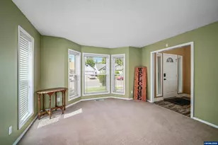 1082 Merlot Ave NE, Keizer, OR 97303 - Photo 8