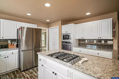 1082 Merlot Av NE, Keizer, OR 97303 - Photo 18