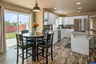 1082 Merlot Ave NE, Keizer, OR 97303 - Photo 22