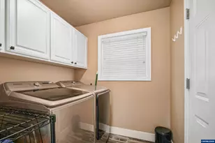 1082 Merlot Ave NE, Keizer, OR 97303 - Photo 28