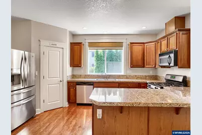 2638 Nautilus Av NW, Salem, OR 97304 - Photo 8
