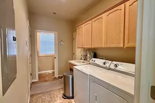 3026 NW Glenridge Dr, Corvallis, OR 97330 - Photo 34