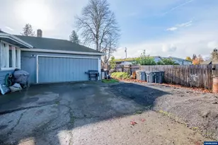 160 Tangent St, Lebanon, OR 97355 - Photo 30