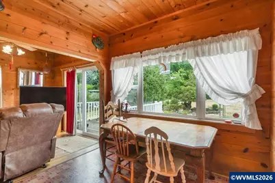 931 S Water St, Silverton, OR 97381 - Photo 30