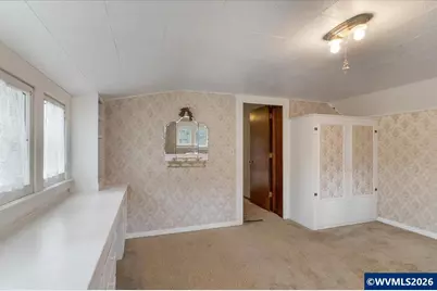 931 S Water St, Silverton, OR 97381 - Photo 40
