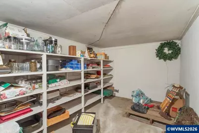 931 S Water St, Silverton, OR 97381 - Photo 36