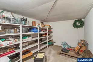 931 S Water St, Silverton, OR 97381 - Photo 36