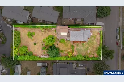 931 S Water St, Silverton, OR 97381 - Photo 4