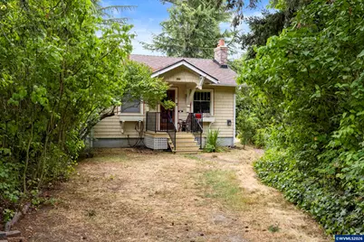 802 Cottage St NE, Salem, OR 97301 - Photo 2