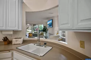 1950 Spicetree Ln SE, Salem, OR 97306 - Photo 20