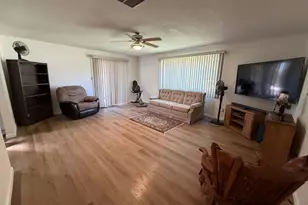 20143 NE San Rafael St, Fairview, OR 97024 - Photo 6