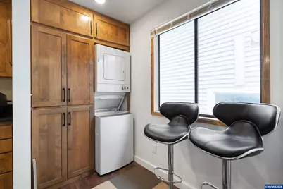 719 SW 4th St, Corvallis, OR 97333 - Photo 8