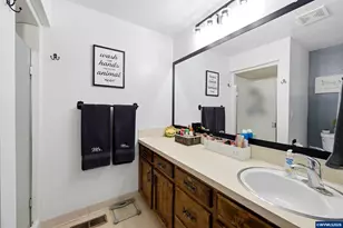 5630 Buttonwood Ct SE, Salem, OR 97306 - Photo 18