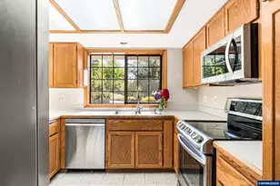 2057 Linwood St NW, Salem, OR 97304 - Photo 16