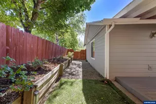2057 Linwood St NW, Salem, OR 97304 - Photo 32