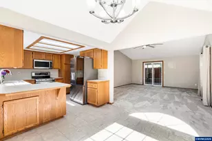 2057 Linwood St NW, Salem, OR 97304 - Photo 12