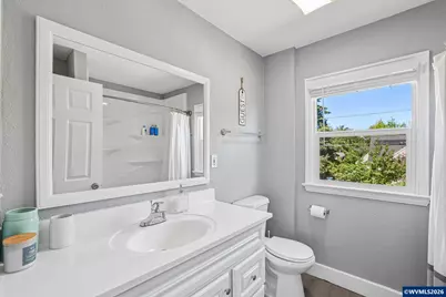 590 15th St NE, Salem, OR 97301 - Photo 18