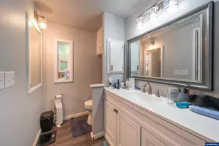 3237 Elm St, Hubbard, OR 97032 - Photo 18