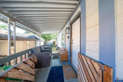 3237 Elm St, Hubbard, OR 97032 - Photo 4