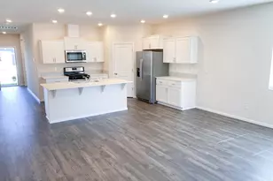 4883 Navigation Ave NE, Salem, OR 97305 - Photo 12