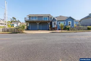 561 W Olive St, Newport, OR 97365 - Photo 1