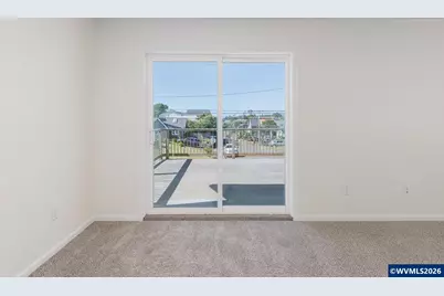 561 W Olive St, Newport, OR 97365 - Photo 26