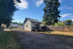 945 18th St, Salem, OR 97301 - Photo 26