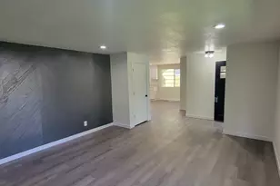 945 18th St, Salem, OR 97301 - Photo 4