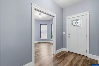 808 Oak St, Brownsville, OR 97327 - Photo 8