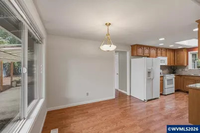 2695 NW Roosevelt Dr, Corvallis, OR 97330 - Photo 10