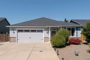 301 SW Applegate Trail Dr, Dallas, OR 97338 - Photo 1
