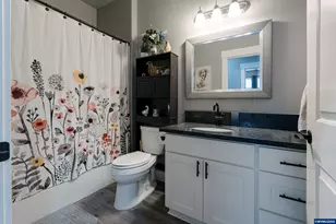 301 SW Applegate Trail Dr, Dallas, OR 97338 - Photo 22