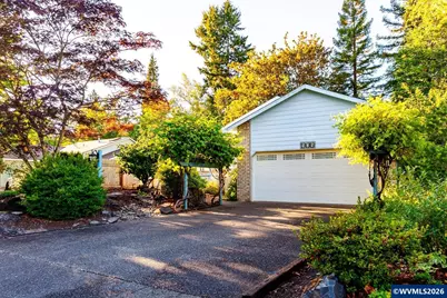 525 Mill Stream Woods Rd, Stayton, OR 97383 - Photo 2