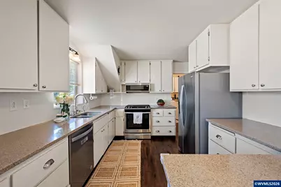 112 E 2nd St, Halsey, OR 97348 - Photo 12