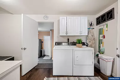 112 E 2nd St, Halsey, OR 97348 - Photo 34