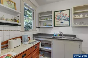 292 17th St SE, Salem, OR 97301 - Photo 38