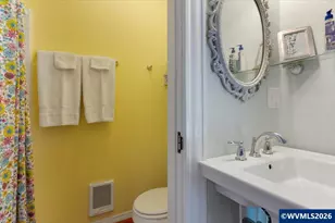 292 17th St SE, Salem, OR 97301 - Photo 32