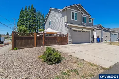 518 Red Cedar Ln NE, Salem, OR 97301 - Photo 2