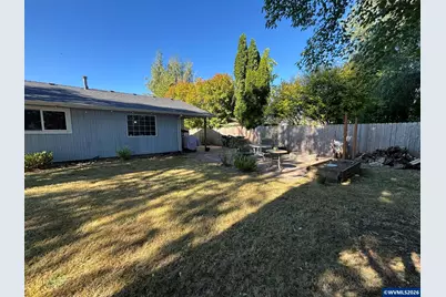 1335 Wildfang Dr, Independence, OR 97351 - Photo 22