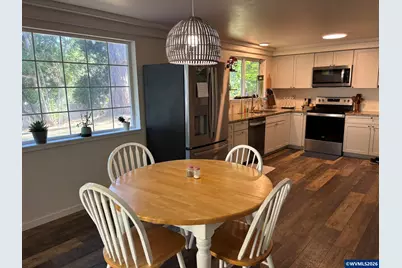 1335 Wildfang Dr, Independence, OR 97351 - Photo 8